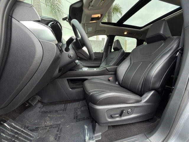 2027 INFINITI QX60 LUXE LUXE FWD Intercooled Turbo Premium Gasoline I-4 2.0 L/122 [15]