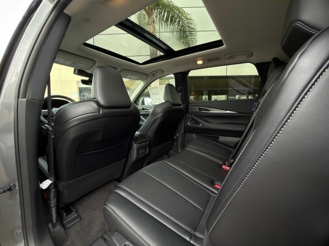 2027 INFINITI QX60 LUXE LUXE FWD Intercooled Turbo Premium Gasoline I-4 2.0 L/122 [21]
