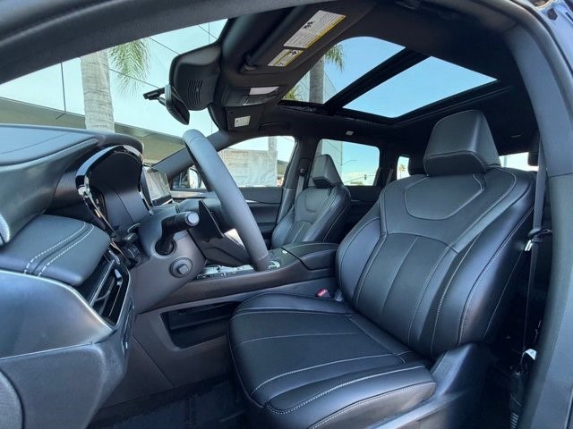 2027 INFINITI QX60 SPORT SPORT AWD Intercooled Turbo Premium Gasoline I-4 2.0 L/122 [15]