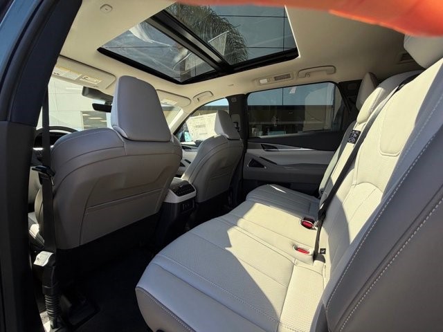 2027 INFINITI QX60 LUXE LUXE AWD Intercooled Turbo Premium Gasoline I-4 2.0 L/122 [20]
