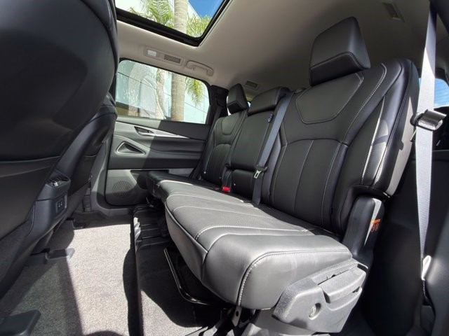 2027 INFINITI QX60 LUXE LUXE AWD Intercooled Turbo Premium Gasoline I-4 2.0 L/122 [18]