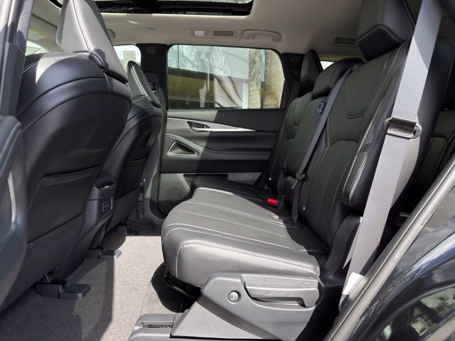 2027 INFINITI QX60 LUXE LUXE AWD Intercooled Turbo Premium Gasoline I-4 2.0 L/122 [19]