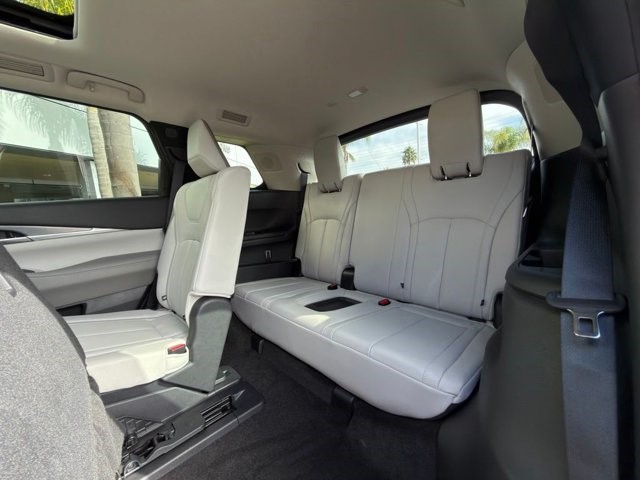 2027 INFINITI QX60 LUXE LUXE AWD Intercooled Turbo Premium Gasoline I-4 2.0 L/122 [22]