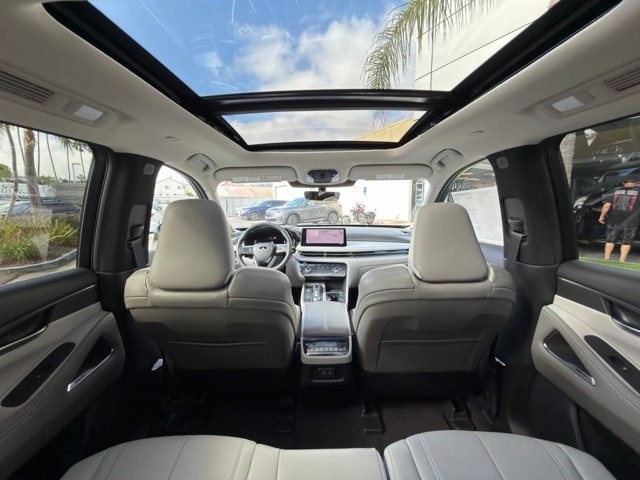 2027 INFINITI QX60 LUXE LUXE AWD Intercooled Turbo Premium Gasoline I-4 2.0 L/122 [26]