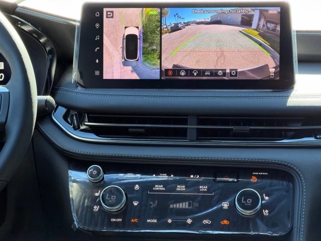2027 INFINITI QX60 SPORT SPORT AWD Intercooled Turbo Premium Gasoline I-4 2.0 L/122 [32]