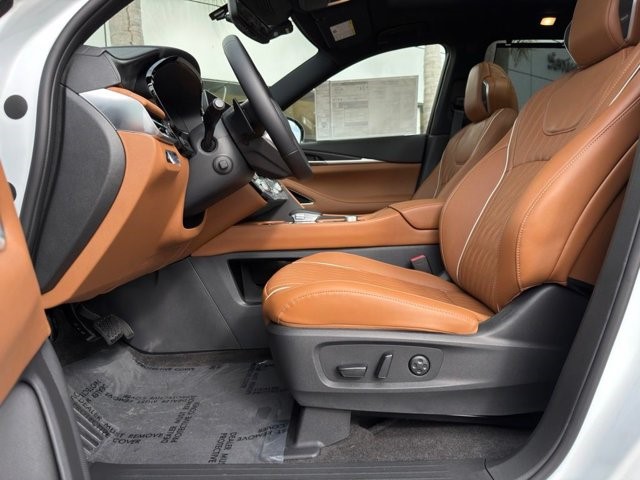 2027 INFINITI QX60 AUTOGRAPH AUTOGRAPH AWD Intercooled Turbo Premium Gasoline I-4 2.0 L/122 [14]