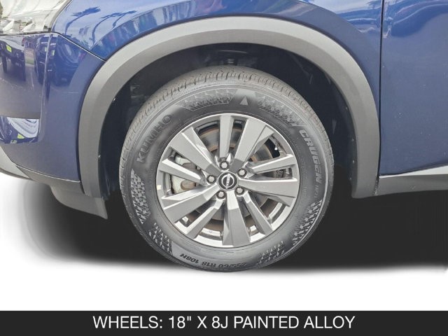 2025 Nissan Pathfinder SV - Photo 11