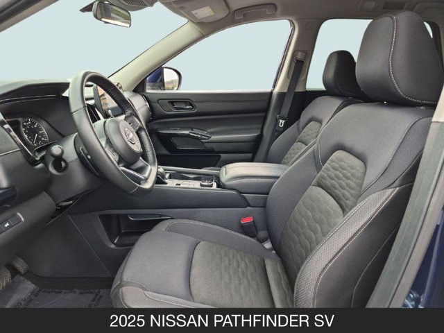 2025 Nissan Pathfinder SV - Photo 14