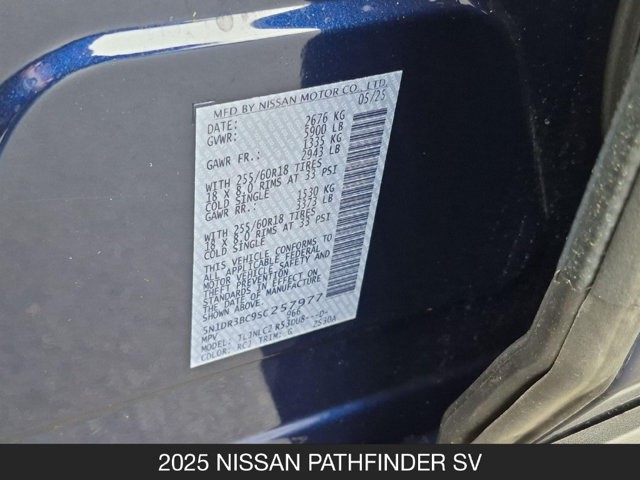 2025 Nissan Pathfinder SV - Photo 26