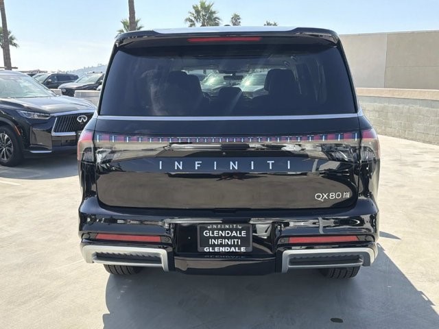 2026 Infiniti QX80 photo 5