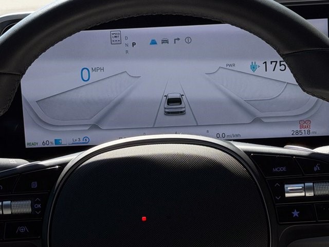 2023 Hyundai IONIQ 6 SEL SEL AWD Electric [12]
