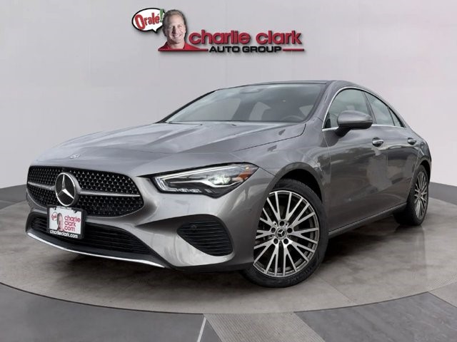 2025 Mercedes-Benz CLA 4-door Compact Passenger Car