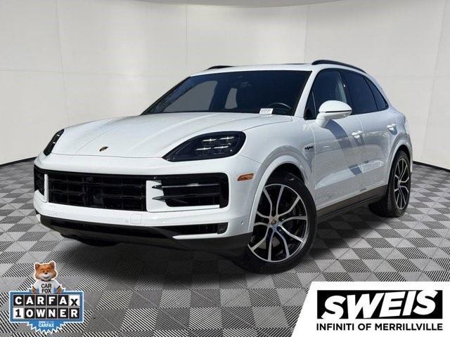 2025 Porsche Cayenne S E-Hybrid S E-Hybrid AWD Intercooled Turbo Gas/Electric V-6 3.0 L/183 [1]