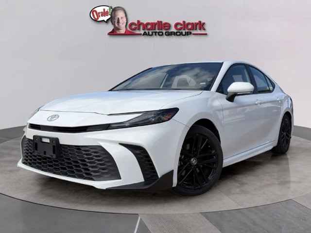 2025 Toyota Camry 4-door Mid-Size Passenger Car