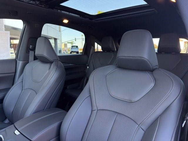 2027 INFINITI QX65 LUXE LUXE AWD Intercooled Turbo Premium Gasoline I-4 2.0 L/122 [17]