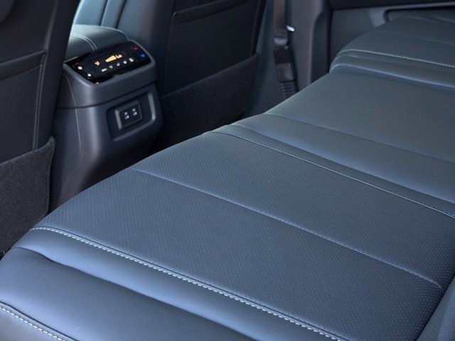2027 INFINITI QX65 LUXE LUXE AWD Intercooled Turbo Premium Gasoline I-4 2.0 L/122 [21]