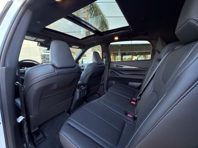 2027 INFINITI QX65 LUXE LUXE AWD Intercooled Turbo Premium Gasoline I-4 2.0 L/122 [22]