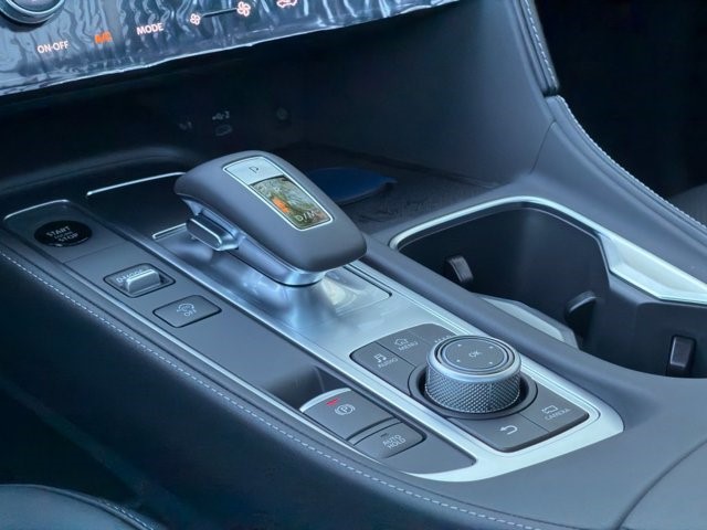 2027 INFINITI QX65 LUXE LUXE AWD Intercooled Turbo Premium Gasoline I-4 2.0 L/122 [35]