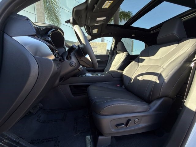 2027 INFINITI QX65 SPORT SPORT AWD Intercooled Turbo Premium Gasoline I-4 2.0 L/122 [15]