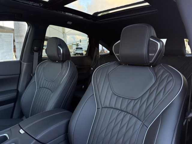 2027 INFINITI QX65 AUTOGRAPH AUTOGRAPH AWD Intercooled Turbo Premium Gasoline I-4 2.0 L/122 [17]