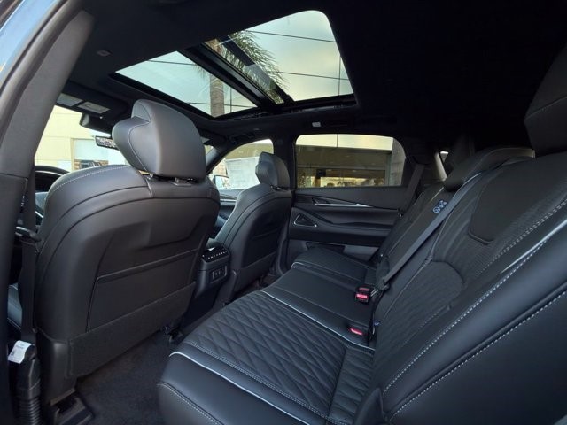 2027 INFINITI QX65 AUTOGRAPH AUTOGRAPH AWD Intercooled Turbo Premium Gasoline I-4 2.0 L/122 [22]