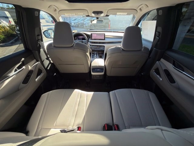 2027 INFINITI QX60 LUXE LUXE FWD Intercooled Turbo Premium Gasoline I-4 2.0 L/122 [28]