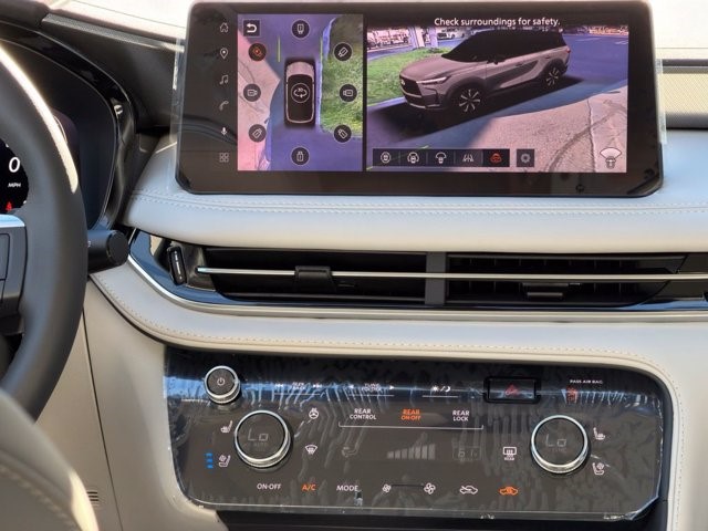 2027 INFINITI QX60 LUXE LUXE FWD Intercooled Turbo Premium Gasoline I-4 2.0 L/122 [35]
