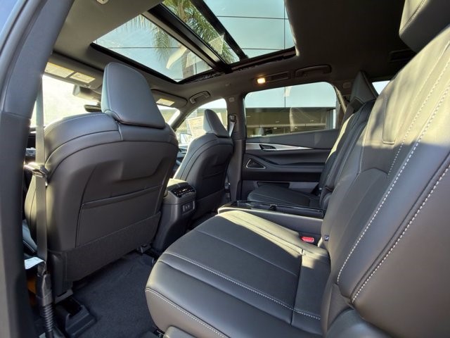 2027 INFINITI QX60 SPORT SPORT AWD Intercooled Turbo Premium Gasoline I-4 2.0 L/122 [21]