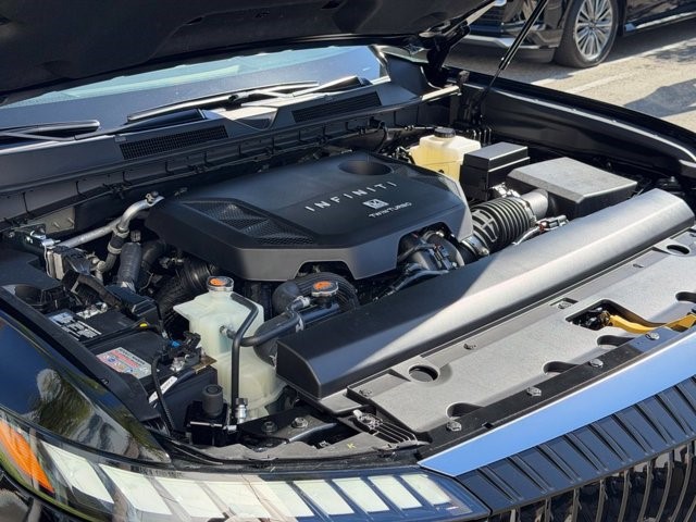 2027 INFINITI QX80 PURE PURE AWD Twin Turbo Premium Gasoline V-6 3.5 L/213 [9]