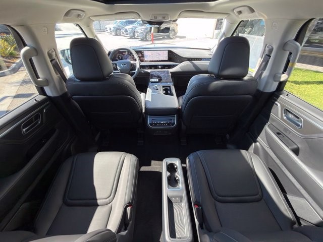 2027 INFINITI QX80 PURE PURE AWD Twin Turbo Premium Gasoline V-6 3.5 L/213 [28]