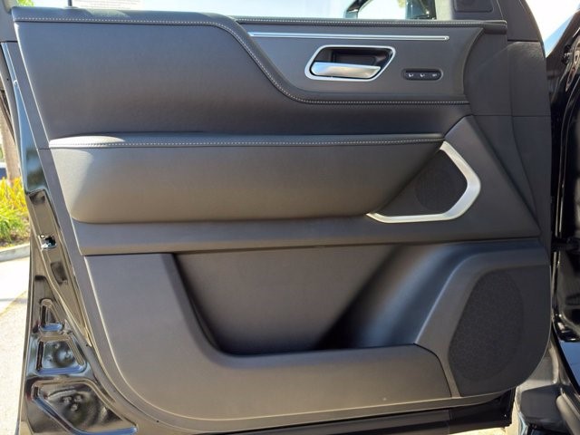 2027 INFINITI QX80 LUXE LUXE RWD Twin Turbo Premium Gasoline V-6 3.5 L/213 [11]
