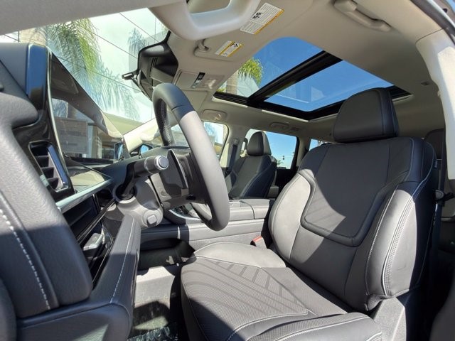 2027 INFINITI QX80 LUXE LUXE RWD Twin Turbo Premium Gasoline V-6 3.5 L/213 [18]