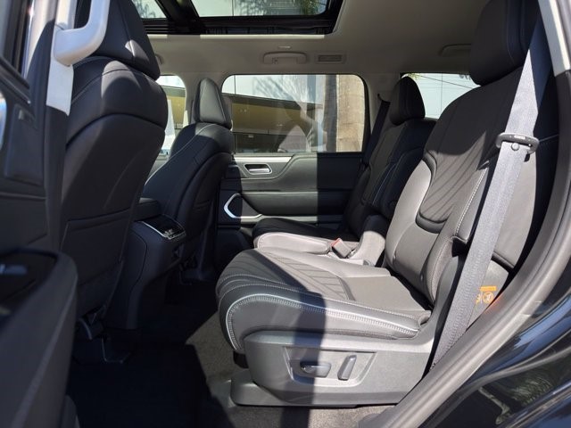 2027 INFINITI QX80 LUXE LUXE AWD Twin Turbo Premium Gasoline V-6 3.5 L/213 [21]