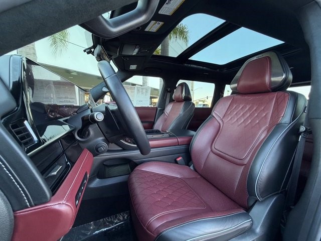 2025 INFINITI QX80 AUTOGRAPH AUTOGRAPH AWD Twin Turbo Premium Gasoline V-6 3.5 L/213 [19]