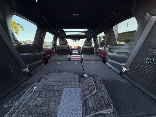 2025 INFINITI QX80 AUTOGRAPH AUTOGRAPH AWD Twin Turbo Premium Gasoline V-6 3.5 L/213 [34]