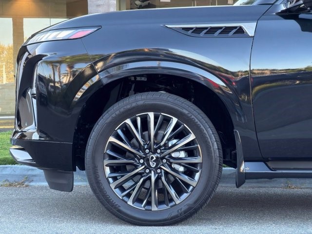 2025 INFINITI QX80 AUTOGRAPH AUTOGRAPH AWD Twin Turbo Premium Gasoline V-6 3.5 L/213 [3]