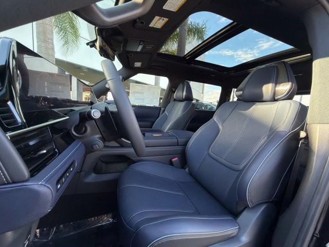 2027 INFINITI QX80 SPORT SPORT AWD Twin Turbo Premium Gasoline V-6 3.5 L/213 [16]