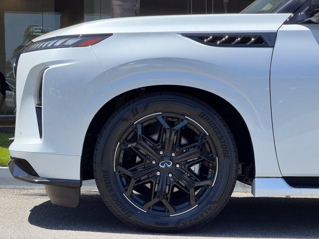 2027 INFINITI QX80 SPORT SPORT AWD Twin Turbo Premium Gasoline V-6 3.5 L/213 [2]